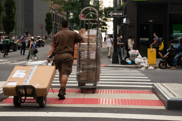 UPS скоротить 20,000 робочих місць у 2023 році UPS announces job cuts