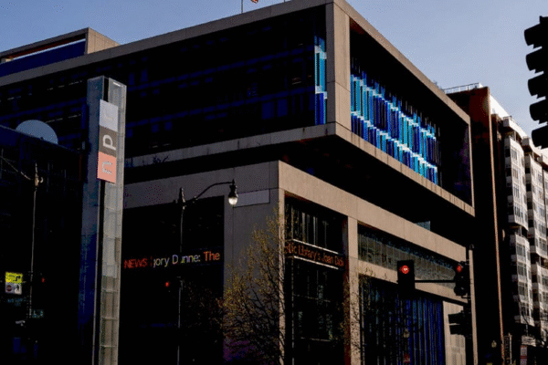 Едіт Чапін йде з NPR amid funding cuts Едіт Чапін на посаді головного редактора NPR