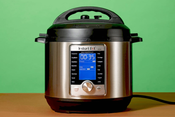 Трамп на кухонному приладі Instant Pot