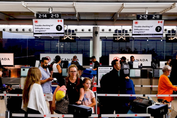 Страйк стюардес Air Canada