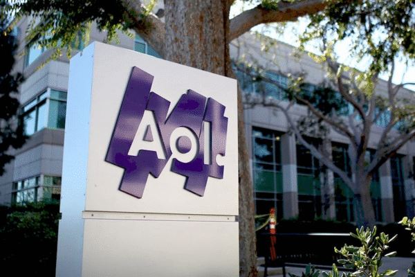 Зображення для закриття сервісу AOL Dial-Up