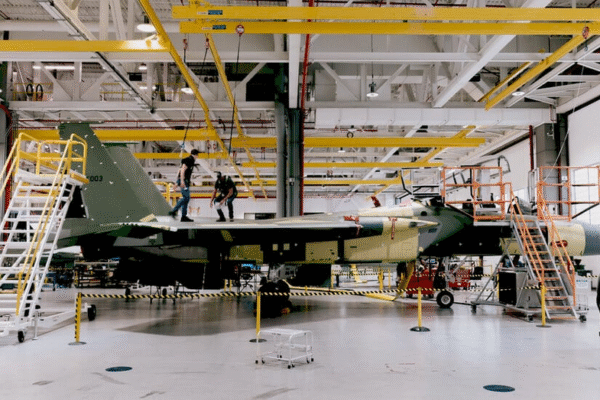 Бойовий страйк механіків Boeing у Сент-Луїсі Бойовий страйк механіків Boeing у Сент-Луїсі