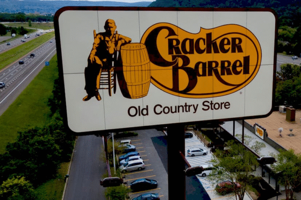 Логотип Cracker Barrel з класичним дизайном