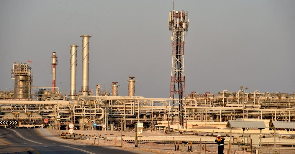 OPEC Plus збільшує видобуток нафти
