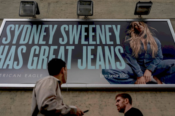 Реклама джинсів American Eagle з Сідні Свіні