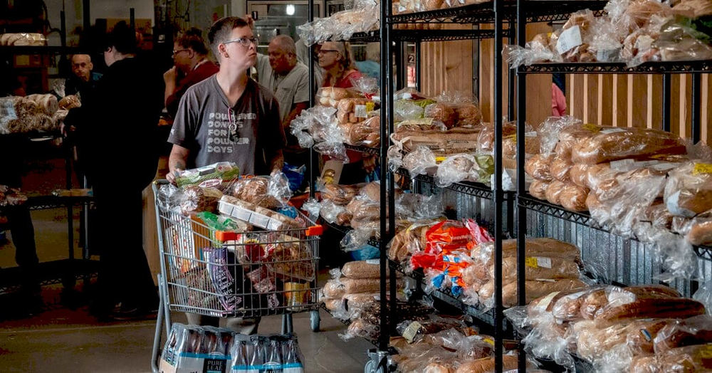 Трамп обговорює продовольчі талони