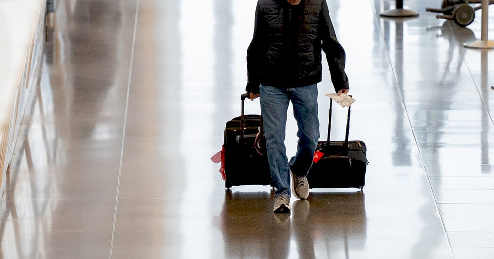 Агентний AI для бронювання подорожей