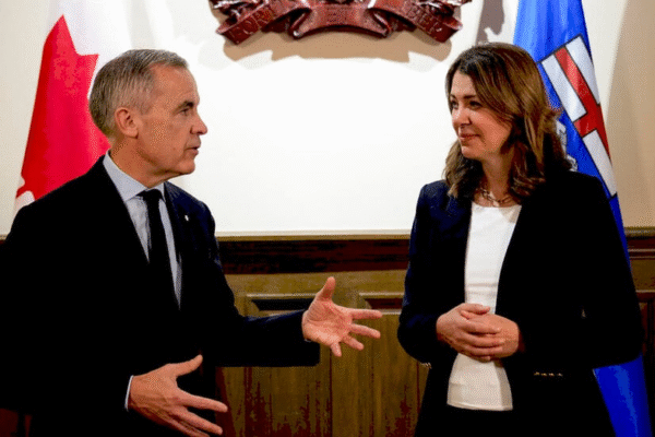 Нафтові піски Альберти