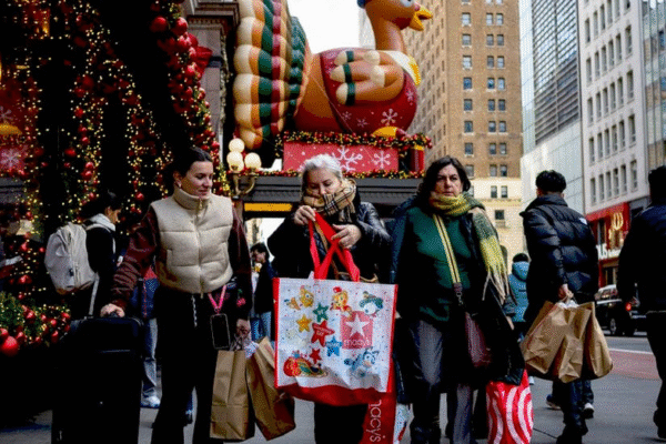 Американці витратили 11,8 мільярдів доларів на Чорну п'ятницю