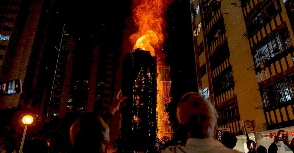 Пожежа у багатоповерхівці Гонконгу