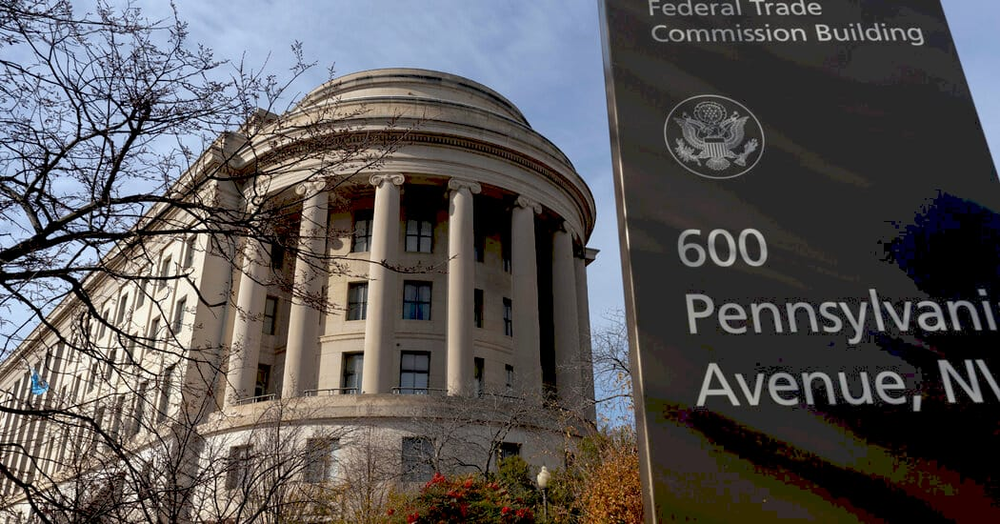 Проксі-консультанти під тиском Трампівської адміністрації