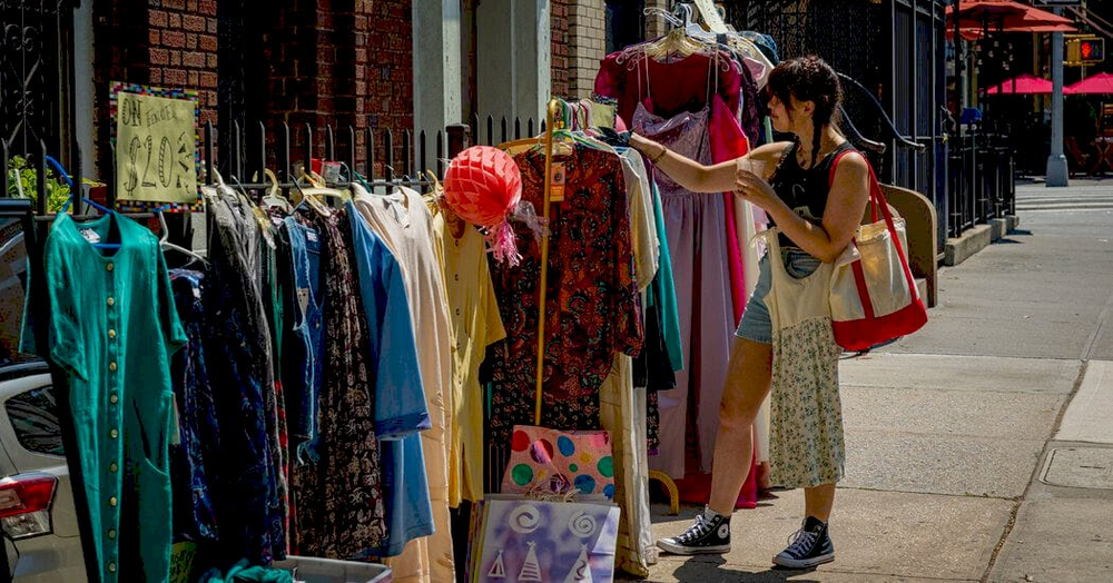 Сукні на розпродажу в Брукліні