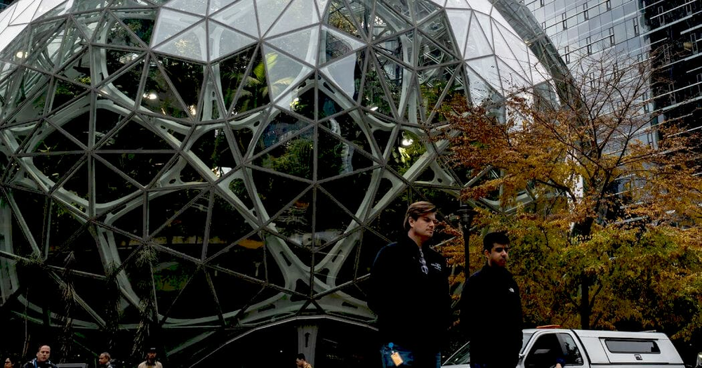 Скорочення робочих місць у компанії Amazon