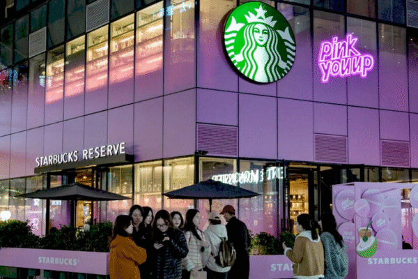 Starbucks магазин в Китаї
