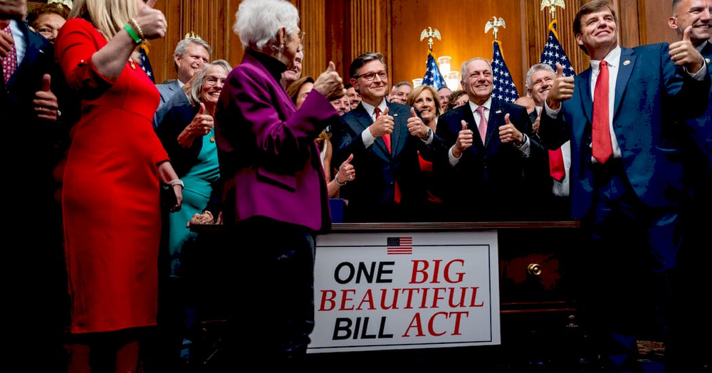 Трамп надає податкові пільги найбагатшим
