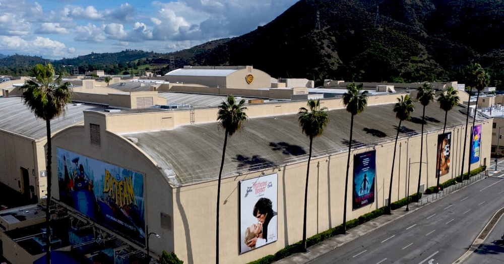 Торги за Warner Bros. Discovery