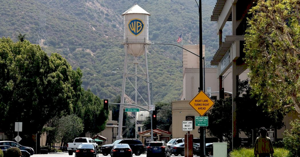 Логотип Warner Bros. Discovery