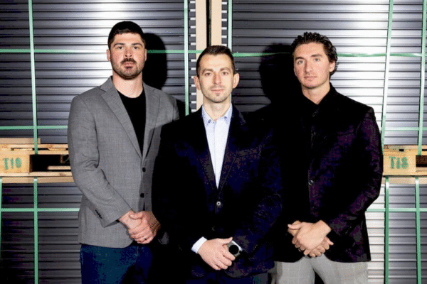 Логотип Wolf River Electric