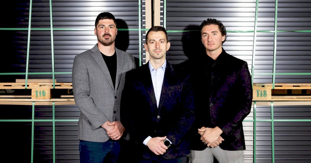 Логотип Wolf River Electric