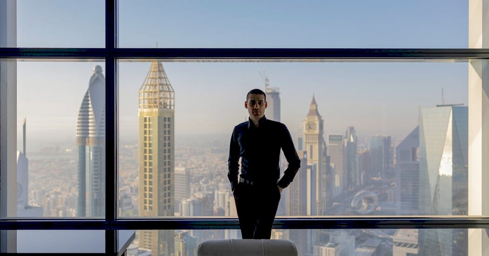 Ілон Маск підтримує Калін Георгеску