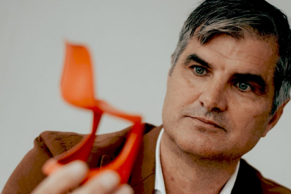 Лампи середньостолітнього дизайну Карло Насона