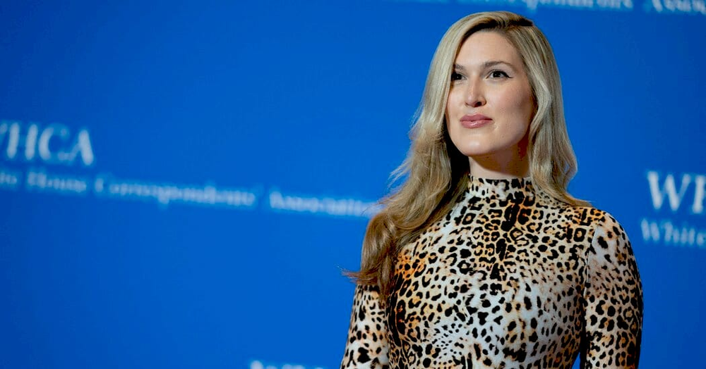 Олікія Нудзі під час роботи в Vanity Fair