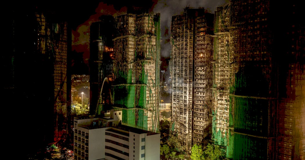 Небезпечні сітки на будівництві в Гонконзі