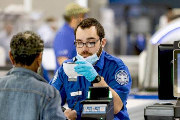 Пасажир з Real ID