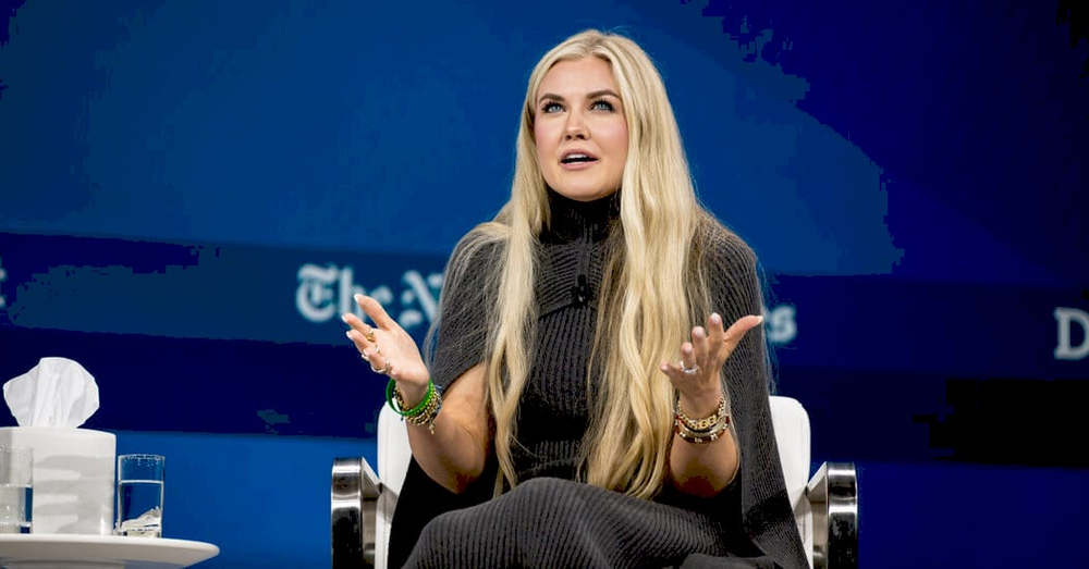 Обговорення економічних тем на саміті DealBook