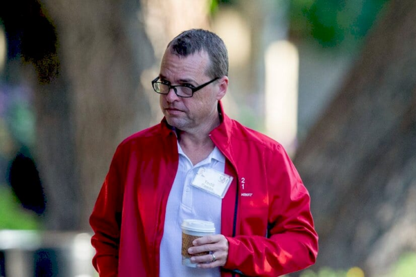 Тодд Комбс з JPMorgan Chase