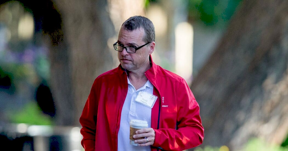 Тодд Комбс з JPMorgan Chase