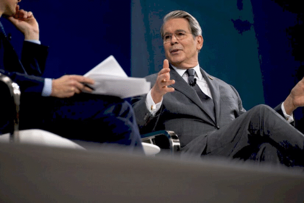 Скотт Бессент захищає тарифи Трампа