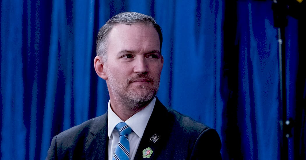 Символічне зображення санкцій США проти європейських технологічних компаній